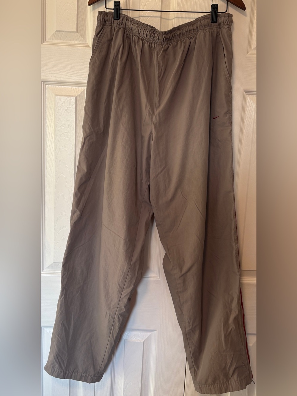 Vintage Nike Y2K Nylon Windbreaker Men's Track Pants Grey Red Size XLarge